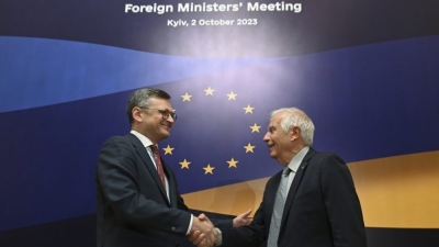 In Kyiv, EU assures Ukraine of continued support amid signs of fatigue