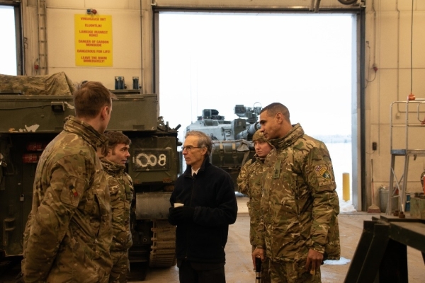Dr Andrew Murrison, UK Defence Minister, visits troops in Estonia