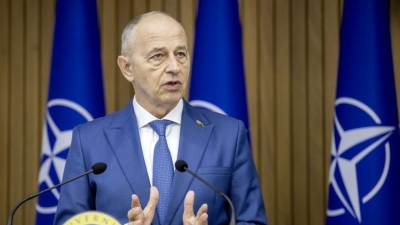 NATO deputy secretary-general leads latest Romanian presidential poll