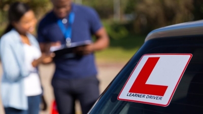 Iceland not keen on EU idea to raise driving test age to harmonise rules.