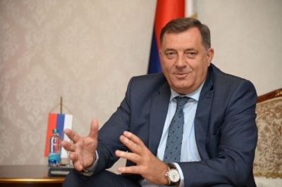 US imposes fresh sanctions on Bosnian Serb leaderMilorad Dodik