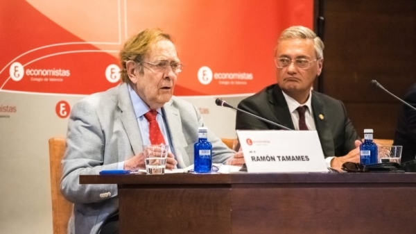 Ex-communist leader proud to present no-confidence motion against Sánchez