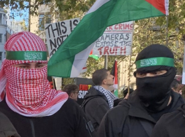 Pro-Palestine demonstration in London turns violent, 100+ arrests